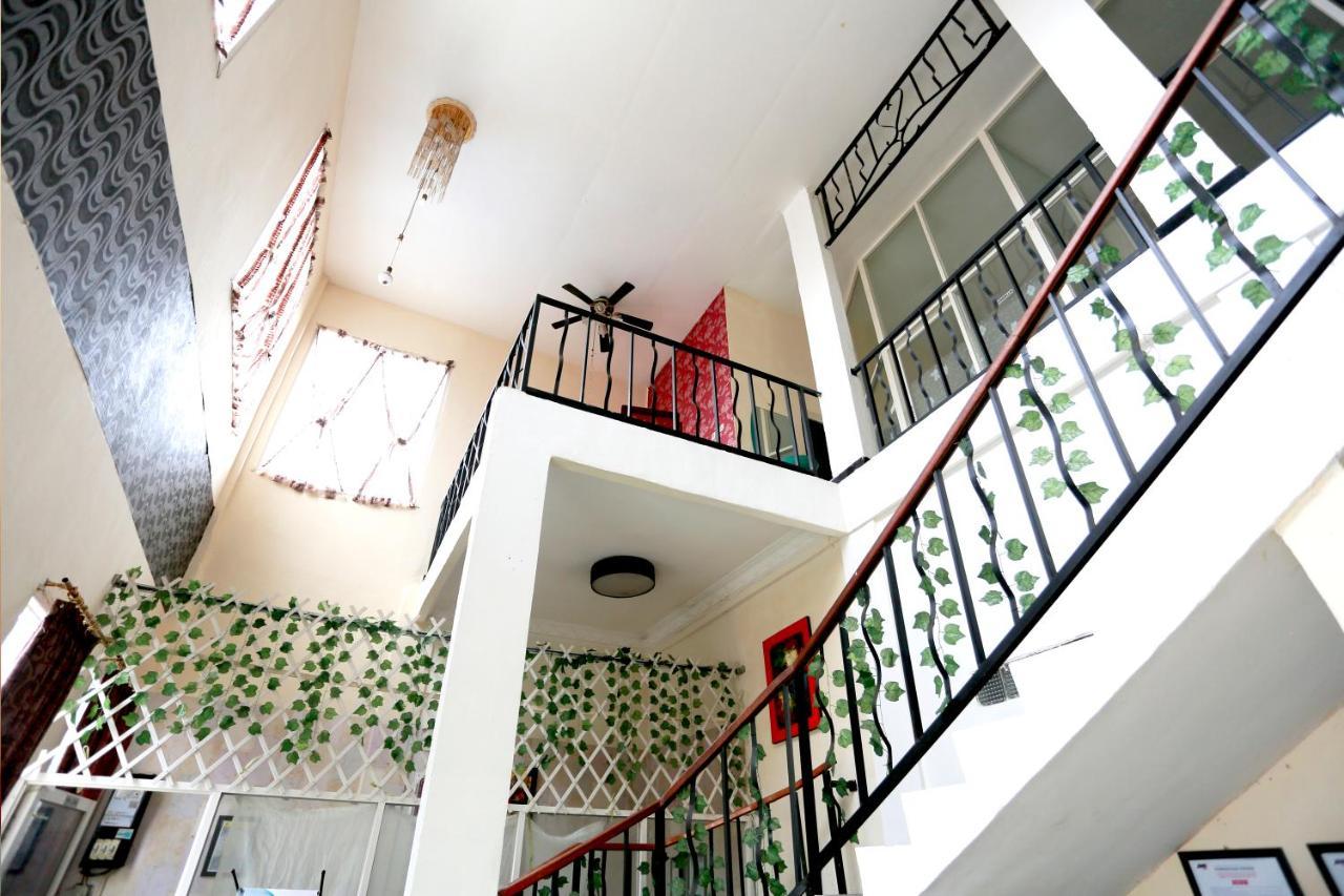 Olive Guest House Bumi Mas Raya Banjarmasin  Extérieur photo